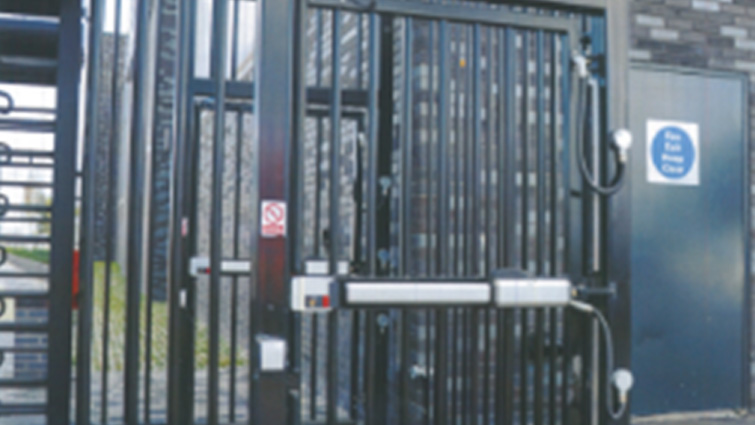 Custom Built Air Trap Gate
