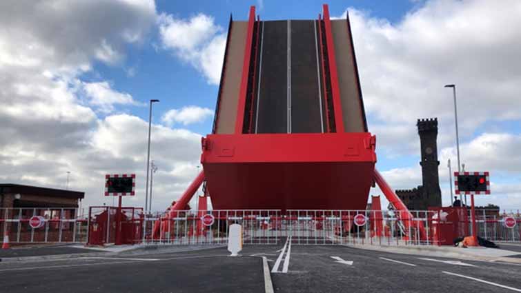 Rising Arm Barrier for Rising Bridge