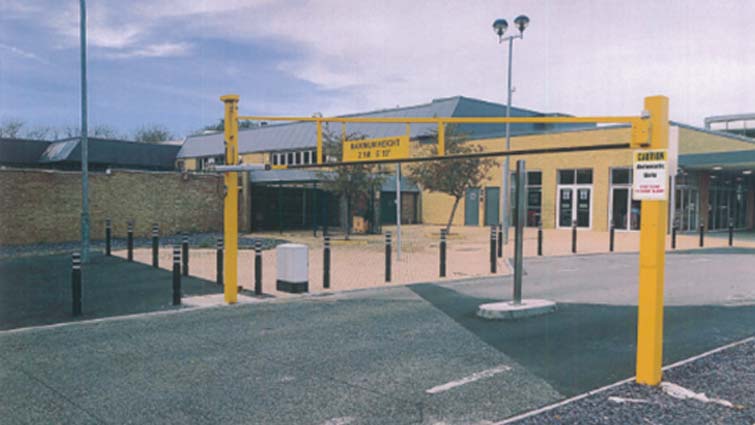 Automatic Height Restriction Barrier